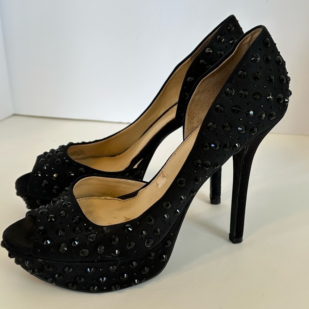 Gianni Bini Sparkling Black Satin Gemstone Embellished 5” Stiletto Heels Sz 10